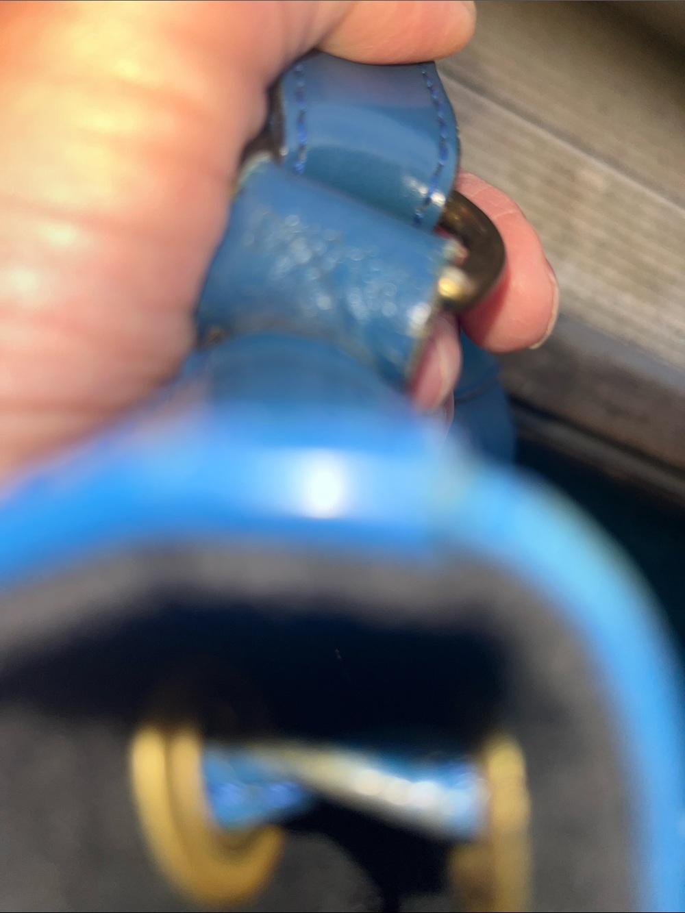 Louis Vuitton Blue Epi Leather Drawstring Hobo - Picture 16 of 16